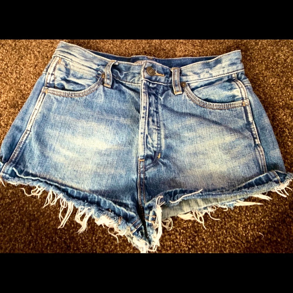 Shorts with shaggy bottoms!
